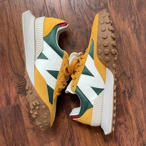 New Balance XC-72 Men's Sz 11.5 Yellow/Green Lifestyle Sneakers